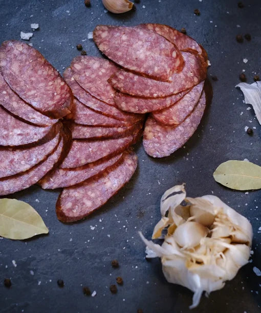 Bosanski sudžuk s bijelim lukom, 450g